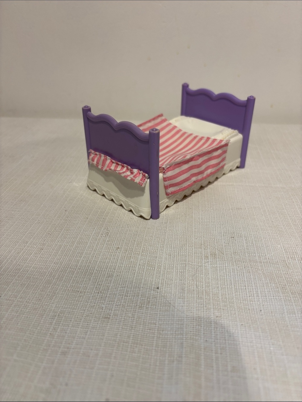 1995 Fisher Price Loving Family Single Bed